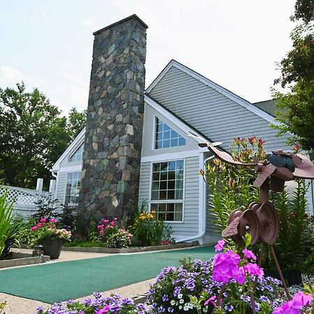 The Lodge At Jackson Village Exterior photo
