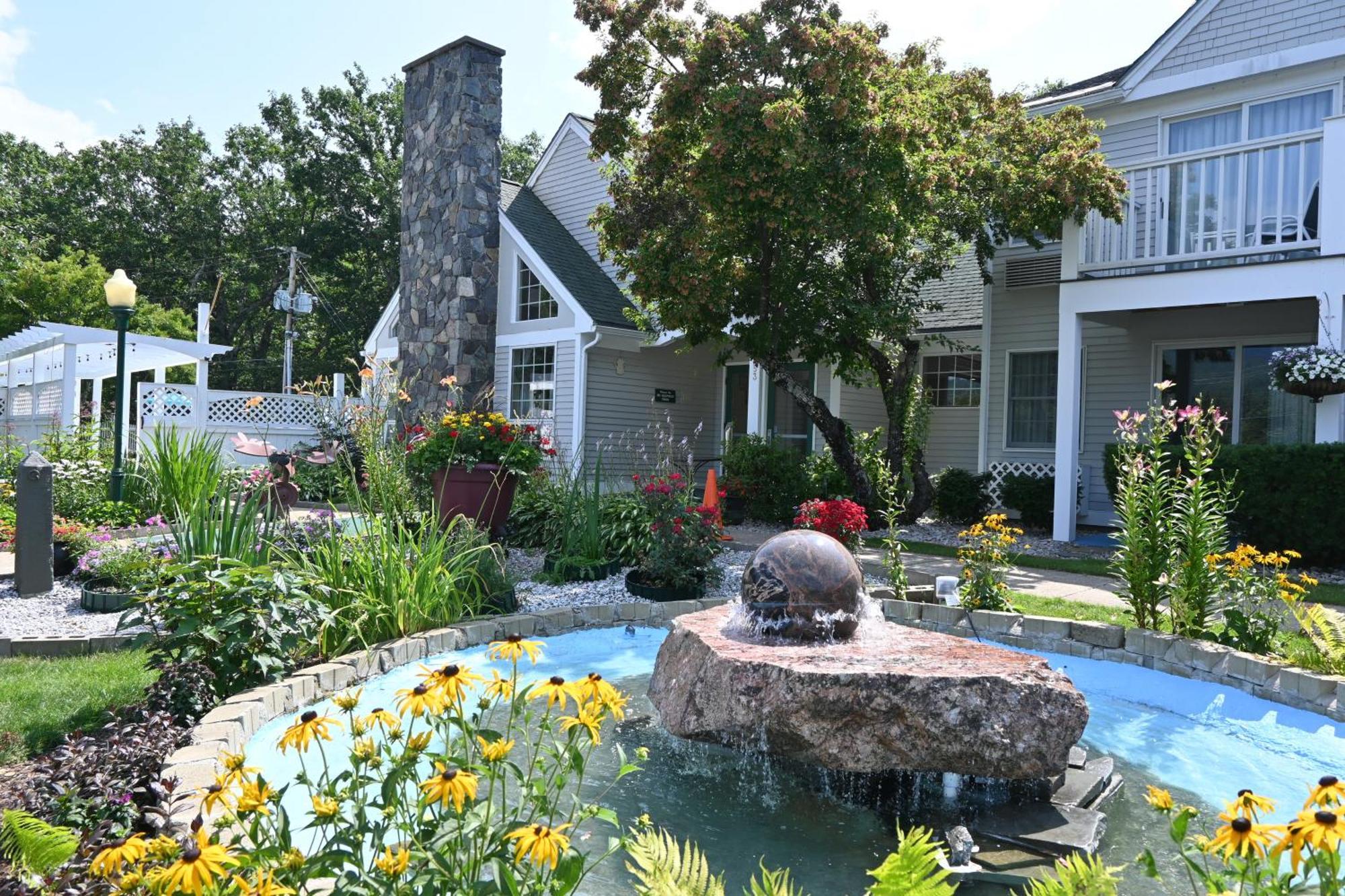 The Lodge At Jackson Village Exterior photo